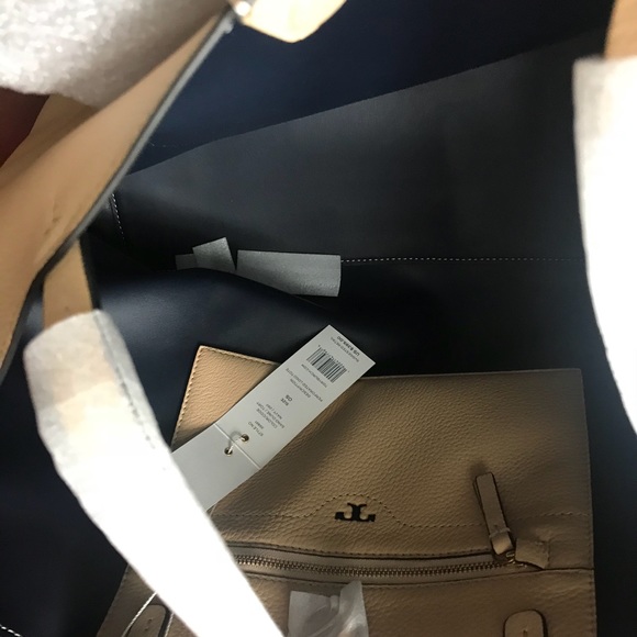 Tory burch tote - Picture 8 of 8